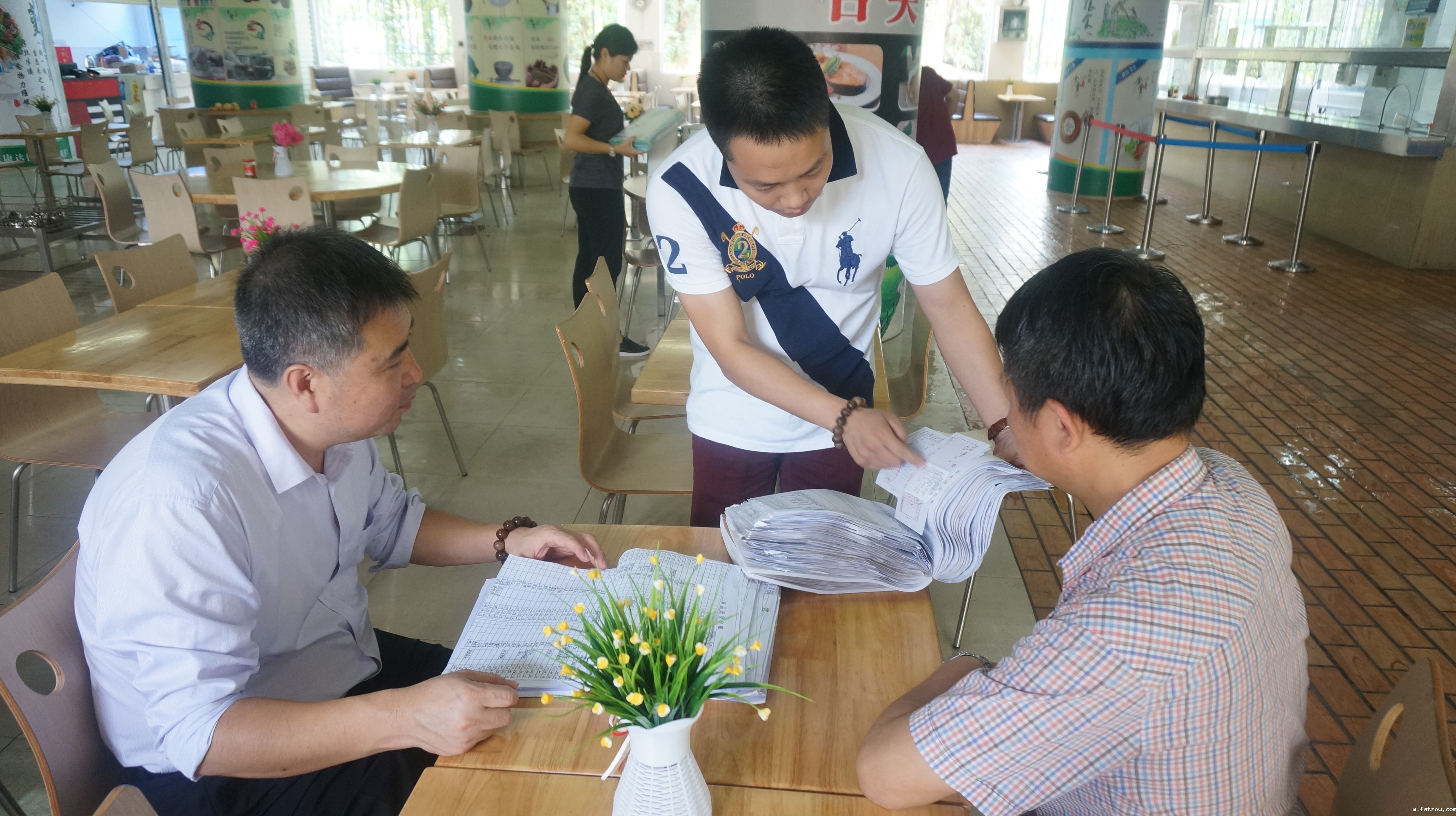 20180522徐连佳校长带队进行全校安全大检查 (41)